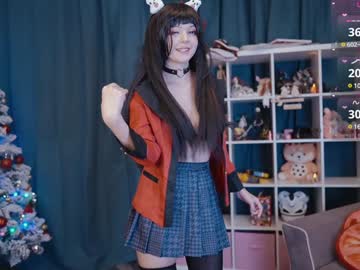 girl
        madnessalise cam image #3817475
