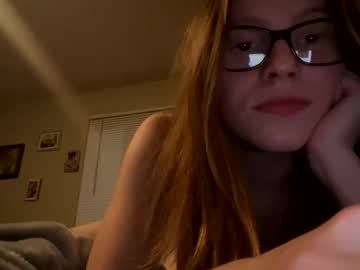girl
        lenity_life cam image #2862949