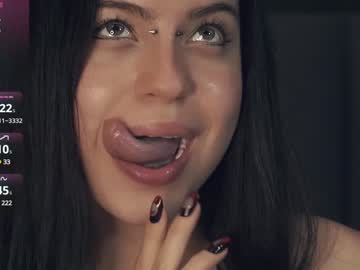 couple
        vivid_girls cam image #3531347