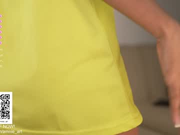 girl
        amnie_ cam image #1910316