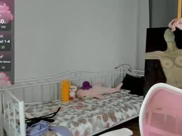 girl
        baby_dolle cam image #4326745