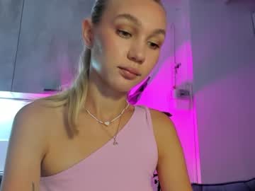 couple
        wladilia cam image #3130118