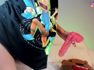 girl
        nezo_ cam image #172672