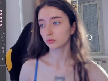 girl
        llkadream cam image #1855304