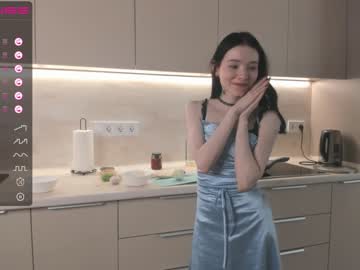 girl
        oki_dokie cam image #1165313