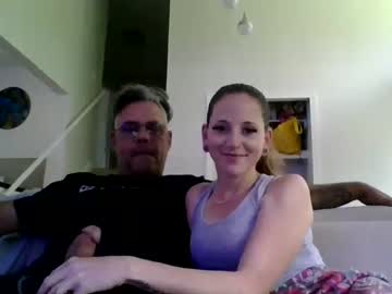 couple Webcam Girls Sex Thressome And Foursome with underthemoon321