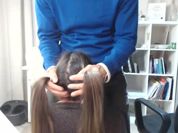 girl
        daily_stories cam image #506095
