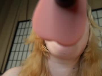 girl
        alikalewis cam image #4013052
