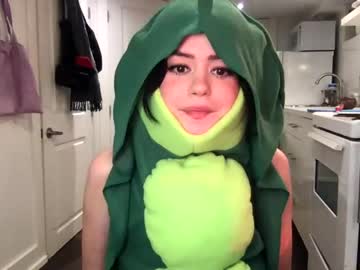 girl
        littlesugarpea cam image #742114
