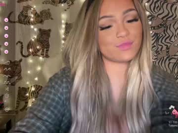 girl
        ari_02 cam image #1514252