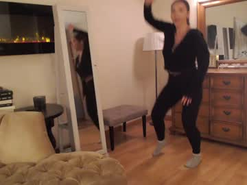 girl
        stacimarierose cam image #45006