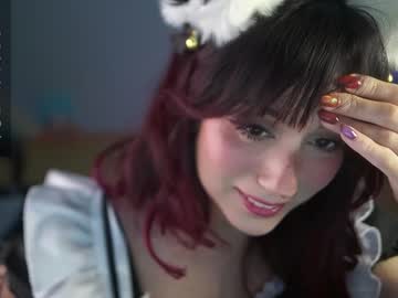 girl
        greeny_mat cam image #3812920