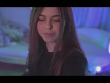 girl
        hannasthesia cam image #1939080