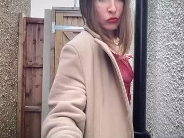 girl
        eatmypie69 cam image #4277443