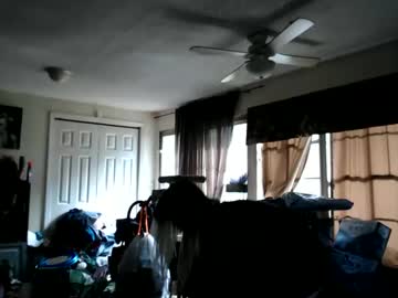 girl
        kipsy420 cam image #4334496