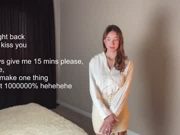 girl
        vive_sweetie cam image #3493693
