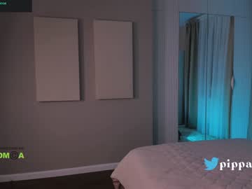 girl
        pippalee cam image #1779901