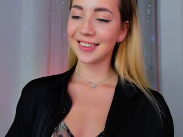 girl
        emmi_rosee cam image #324088