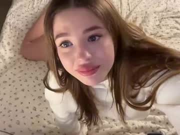 girl
        endlessmia cam image #4130571