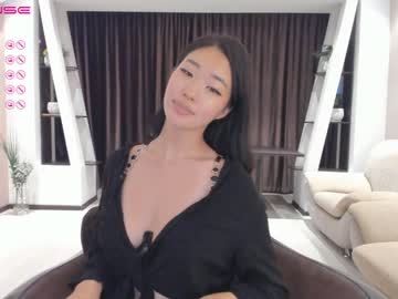 girl
        hinakura_lim cam image #1142005