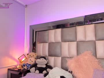 girl
        giselle_js cam image #3651773