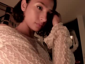 girl
        evatango cam image #751170