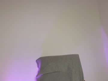 couple
        jscarlett cam image #443055