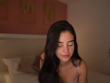 girl
        winona__ cam image #3240950