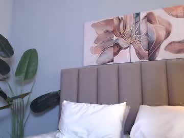 girl
        surisoyan cam image #2916583