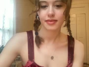 girl
        itsmiralou cam image #924152