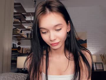 girl
        riskyproject cam image #3966024