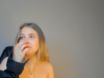 girl
        pewdieevaa cam image #1550244
