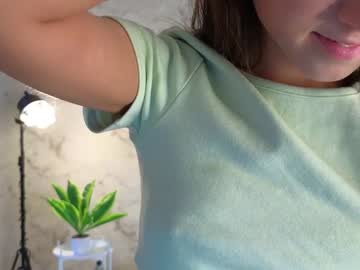 girl
        tadammary cam image #2178361