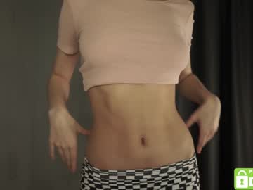 girl
        tessarosse_ cam image #1088246