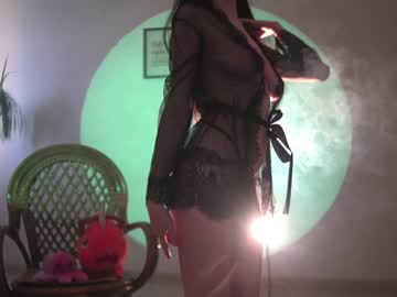 girl
        sophia_lean cam image #1277607