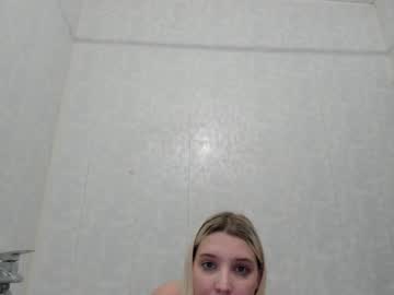 girl
        belle_ellie cam image #1294797