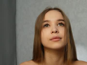 girl
        yeepshyy cam image #3312498