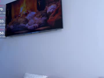 girl
        canikissyou_ cam image #4471221
