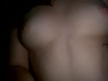 girl
        emersoncane cam image #1513841