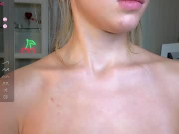 girl
        cute_fox_girl cam image #3540064