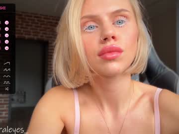 girl
        feraleyes cam image #3347326