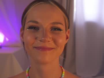 girl
        kateuwugirl cam image #1595332