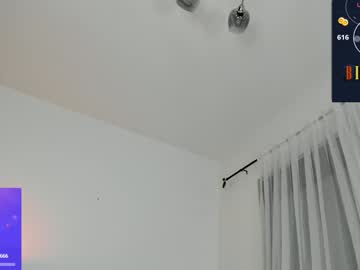 girl
        roxxanne_rosso cam image #3389751