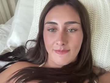 girl
        sashabooxx cam image #3785892