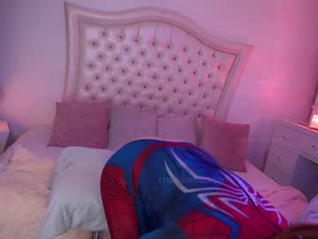 girl
        charlottejackson cam image #3926542