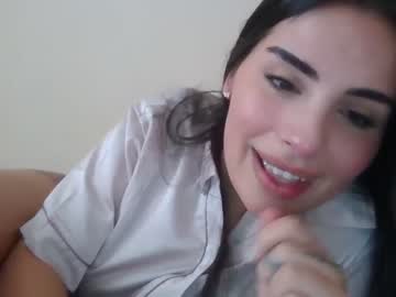 girl
        chloekittenuk cam image #2682357