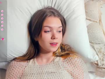 girl
        lesi_weis cam image #2113162