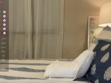 couple
        daddyslittlegirl12 cam image #3078434