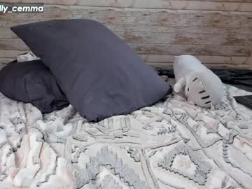 girl
        mollycemma cam image #1596291
