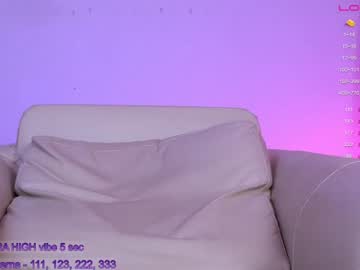 girl
        sapphirealice cam image #391038